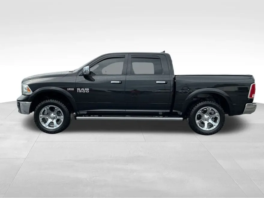 2018 Ram 1500 Laramie photo 1
