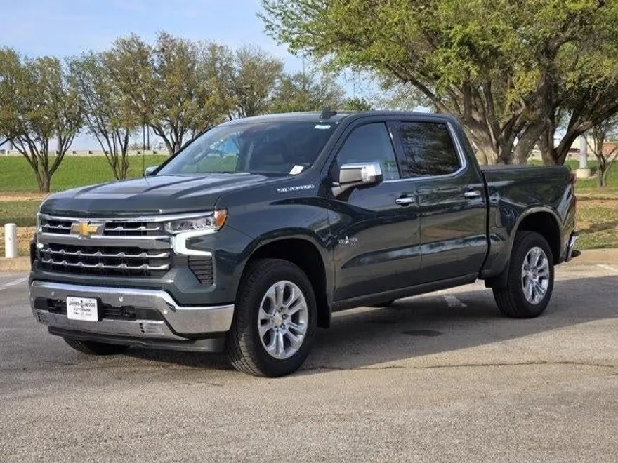 2025 Chevrolet Silverado 1500 LTZ photo 1