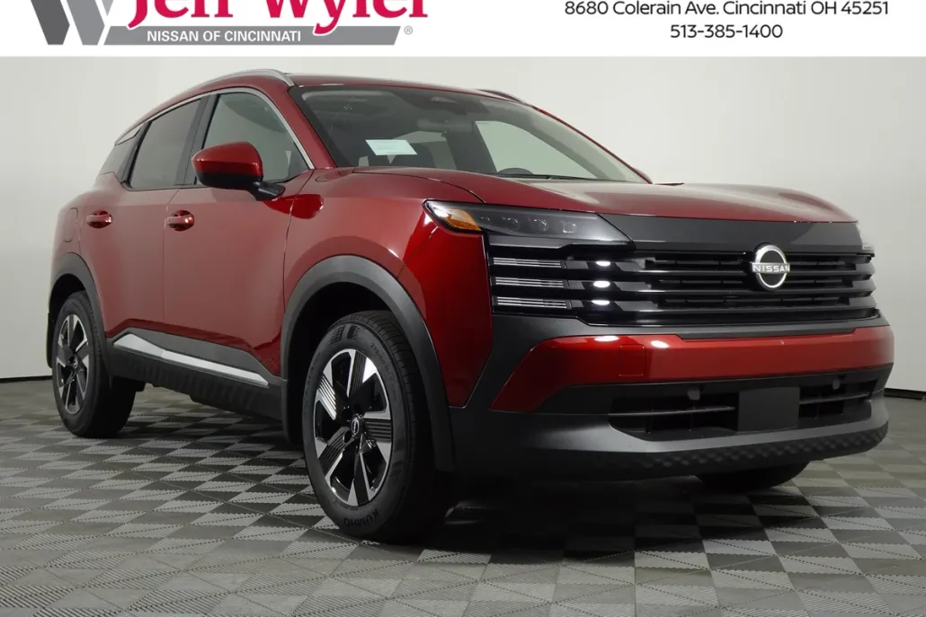 2025 Nissan Kicks SV photo 1