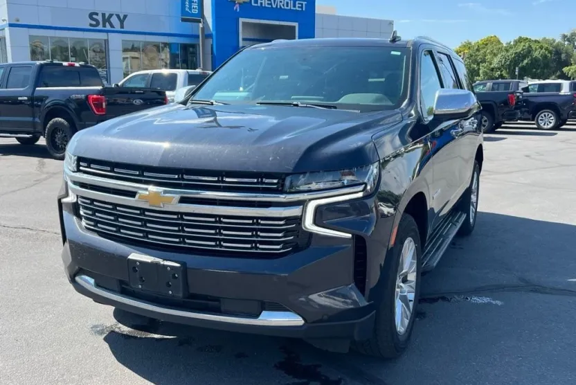 2022 Chevrolet Tahoe Premier photo 1
