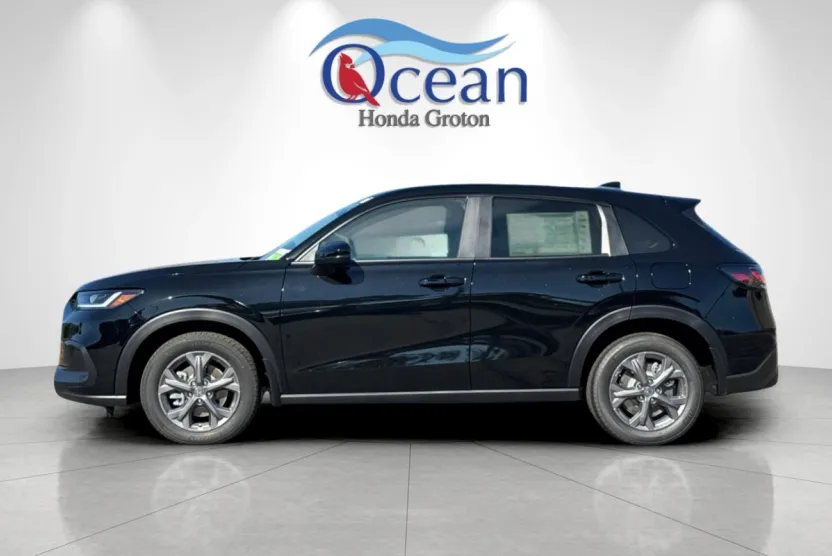 2026 Honda HR-V LX photo 1