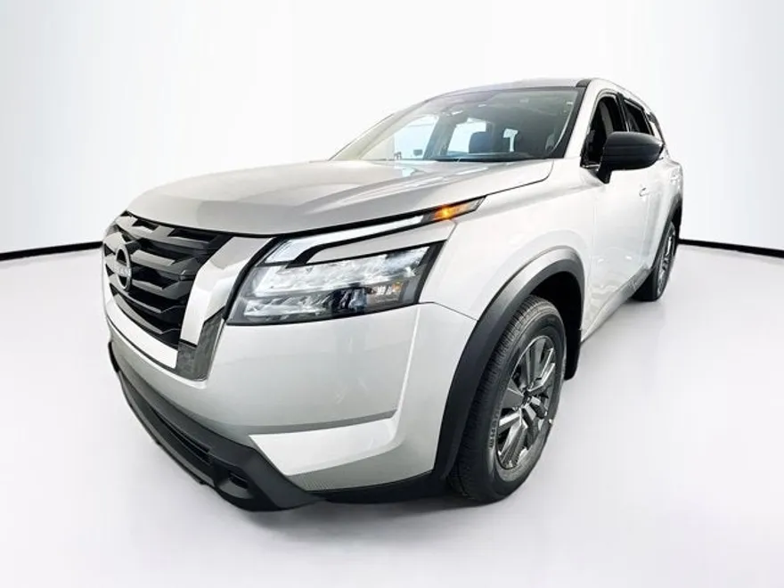 2025 Nissan Pathfinder S photo 1