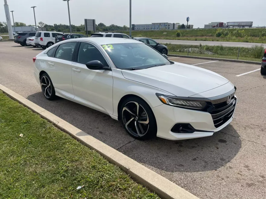 2022 Honda Accord Sport 1.5T photo 1