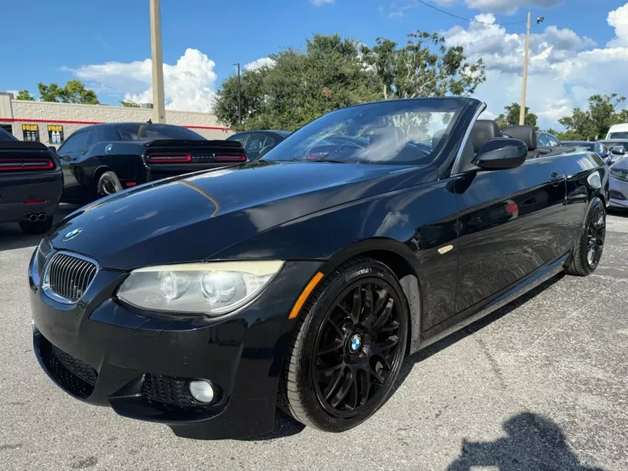 2012 Bmw 335i 3-Series photo 1