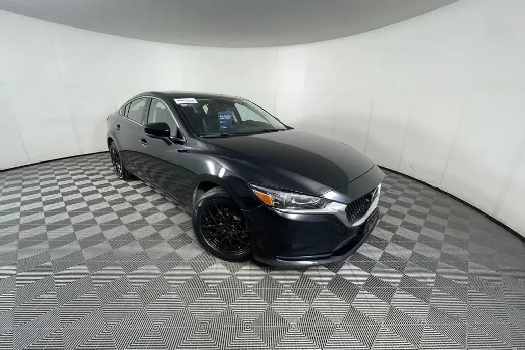 2021 Mazda Mazda6 Touring photo 1
