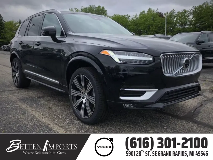 2025 Volvo XC90 Plus photo 1