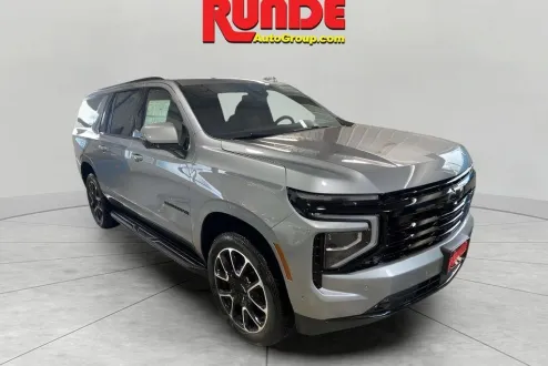 2025 Chevrolet Suburban RST photo 1