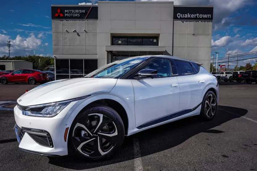2024 Kia EV6 GT-Line photo 1
