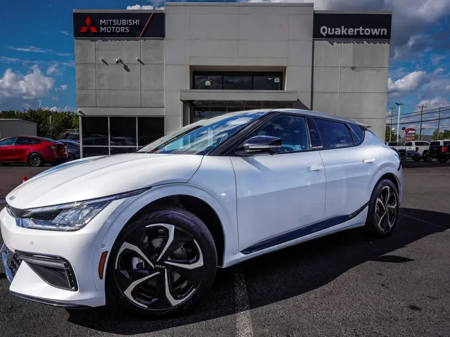 2024 Kia EV6 GT-Line photo 1