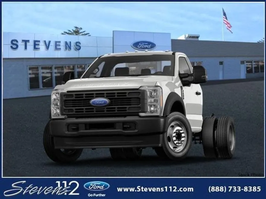 2024 Ford F-600 photo 1