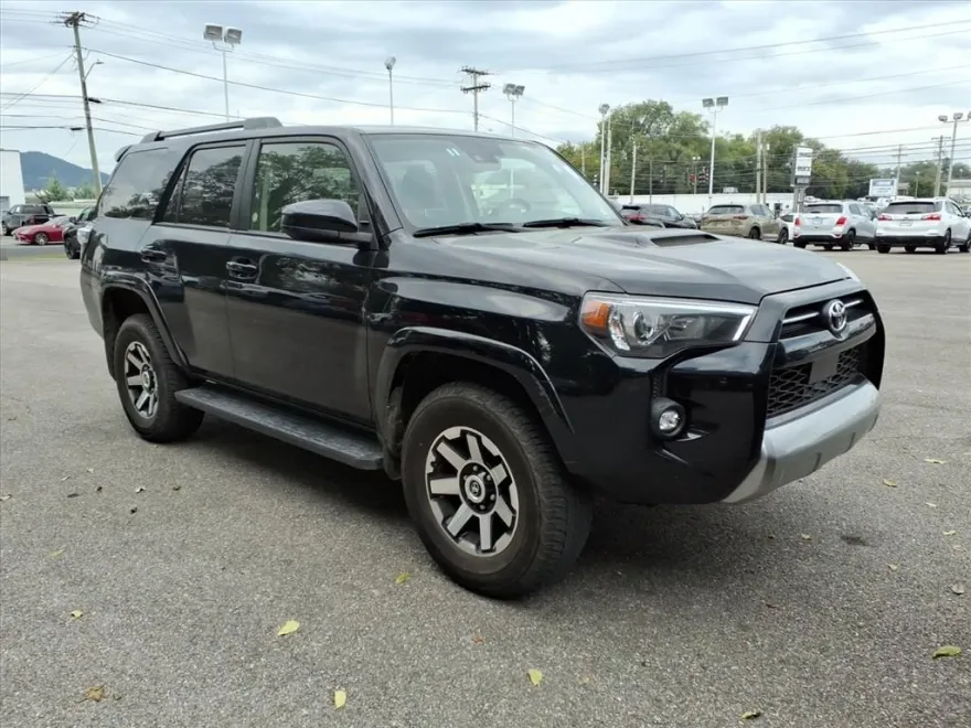 2024 Toyota 4Runner TRD photo 1