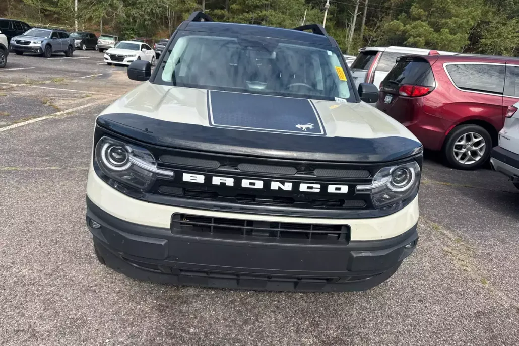 2024 Ford Bronco Sport Outer Banks photo 1