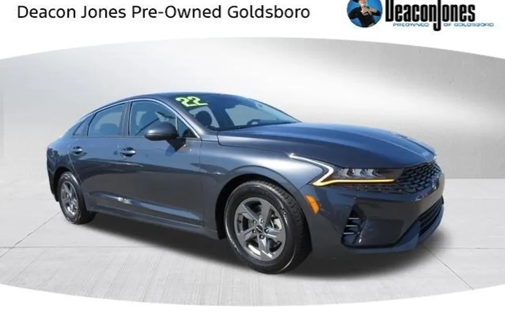 2022 Kia K5 LXS photo 1