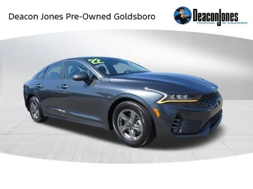 2022 Kia K5 LXS photo 1
