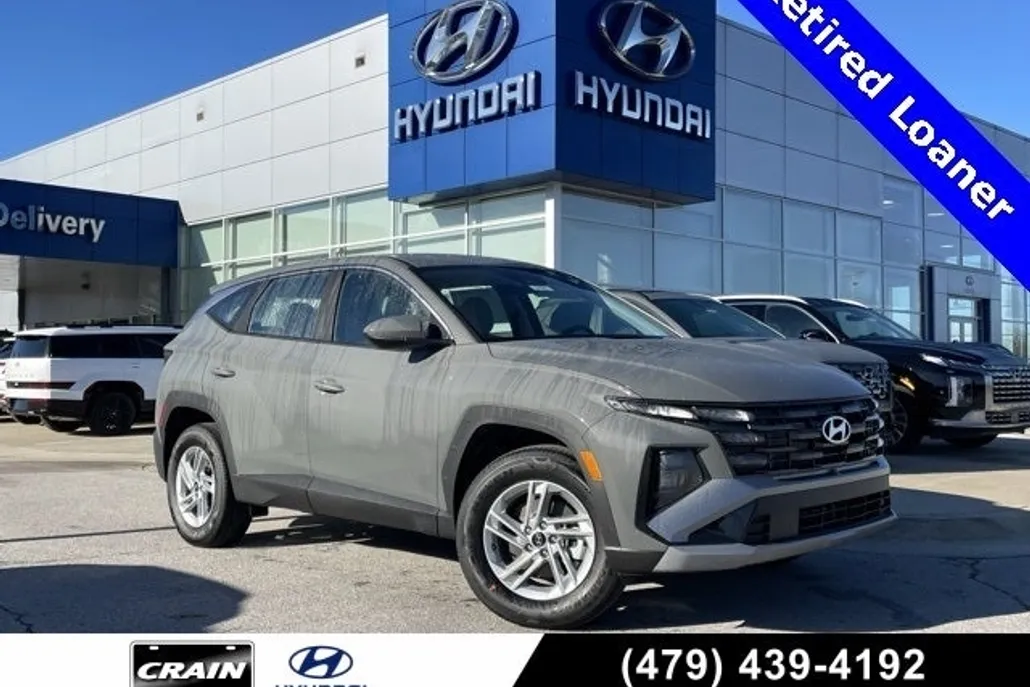 2025 Hyundai Tucson SE photo 1