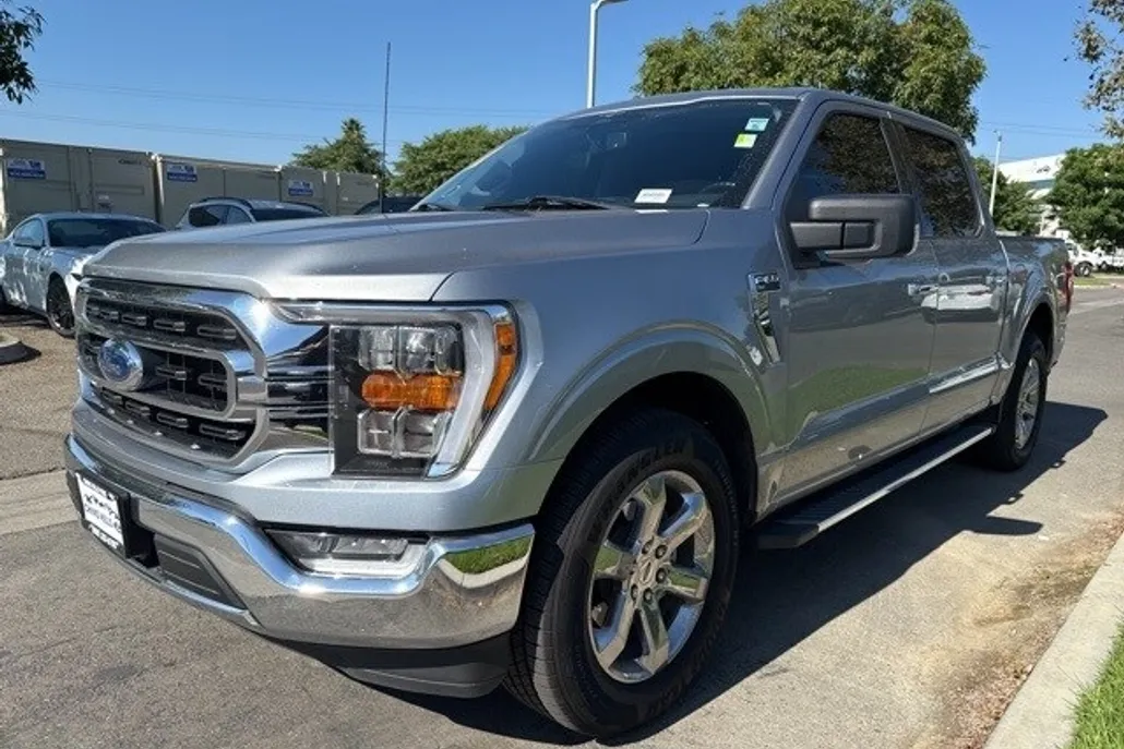 2023 Ford F-150 XLT photo 1