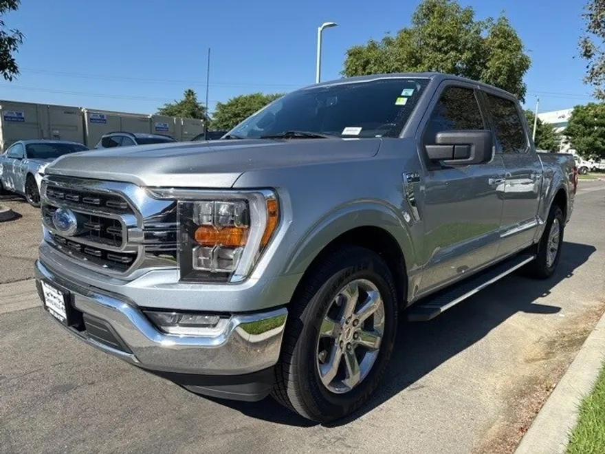 2023 Ford F-150 XLT photo 1