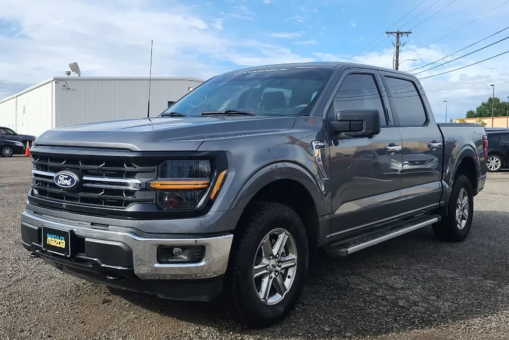 2024 Ford F-150 XLT photo 1