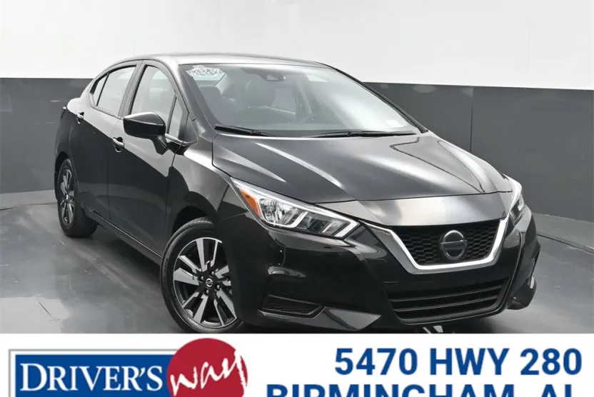 2022 Nissan Versa 1.6 SV photo 1