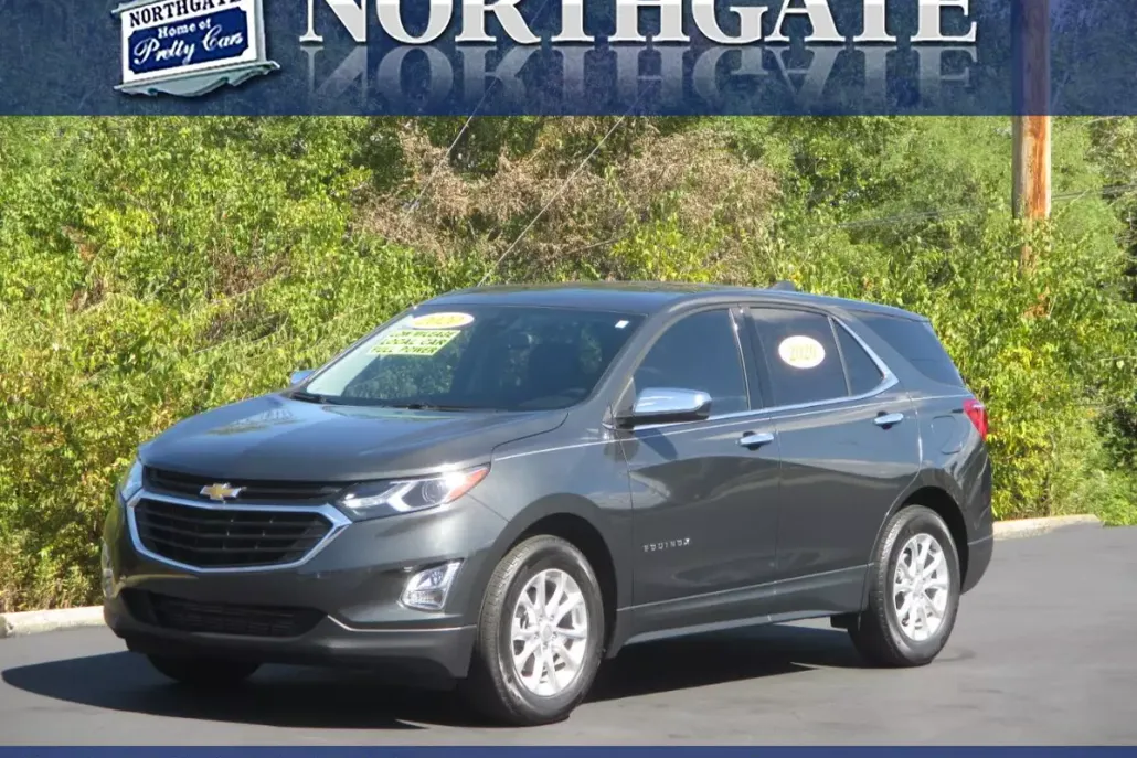2020 Chevrolet Equinox LT photo 1