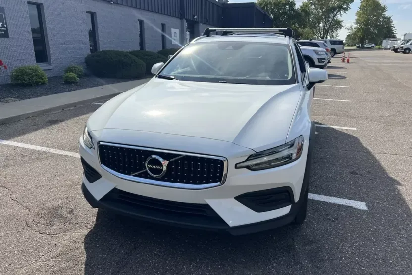 2020 Volvo V60 Cross Country T5 AWD photo 1