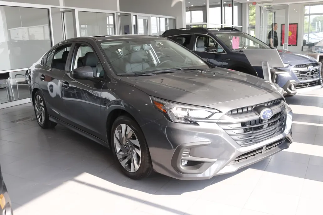 2025 Subaru Legacy Premium photo 1