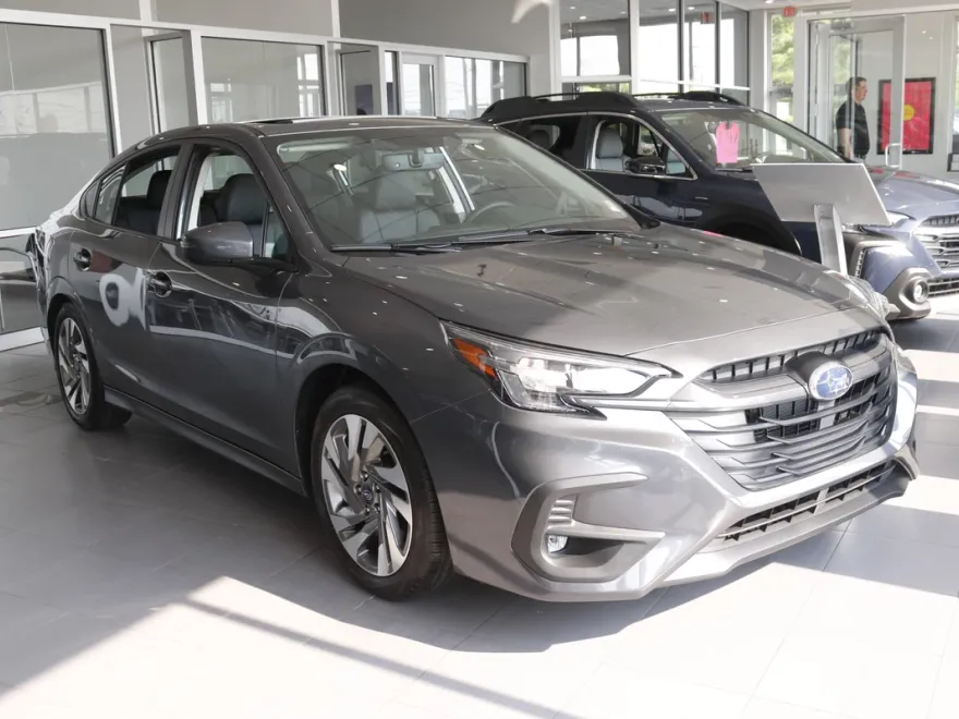 2025 Subaru Legacy Premium photo 1