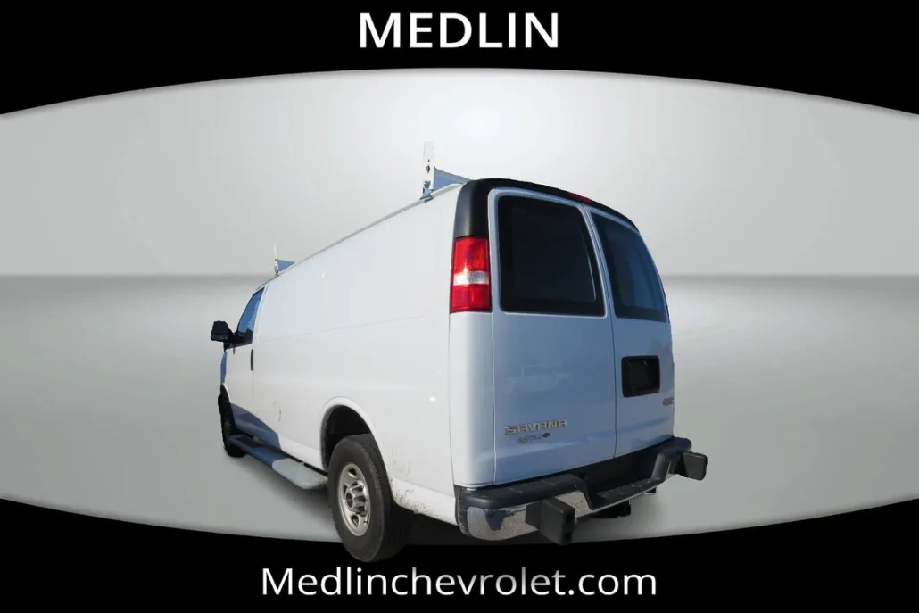 2021 Gmc Savana Cargo 2500 photo 1