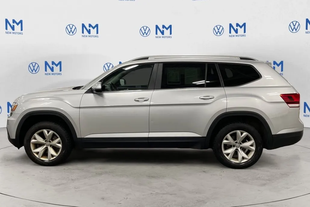 2019 Volkswagen Atlas V6 SE photo 1