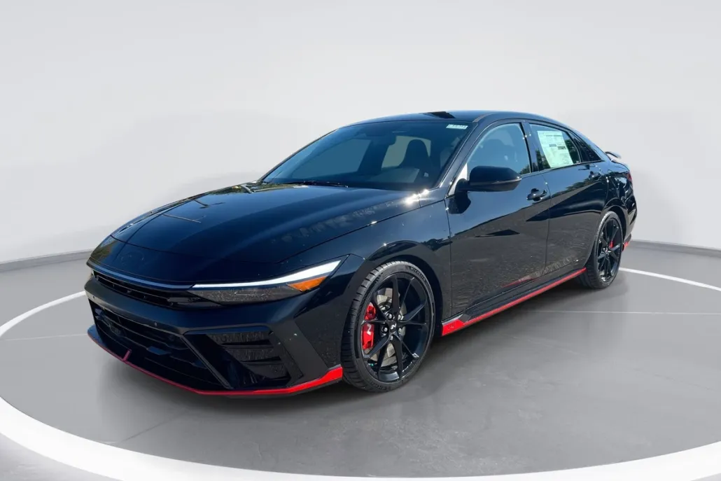 2025 Hyundai Elantra N photo 1