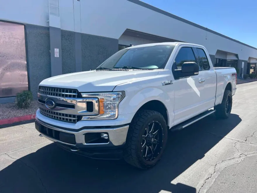 2019 Ford F-150 XLT photo 1