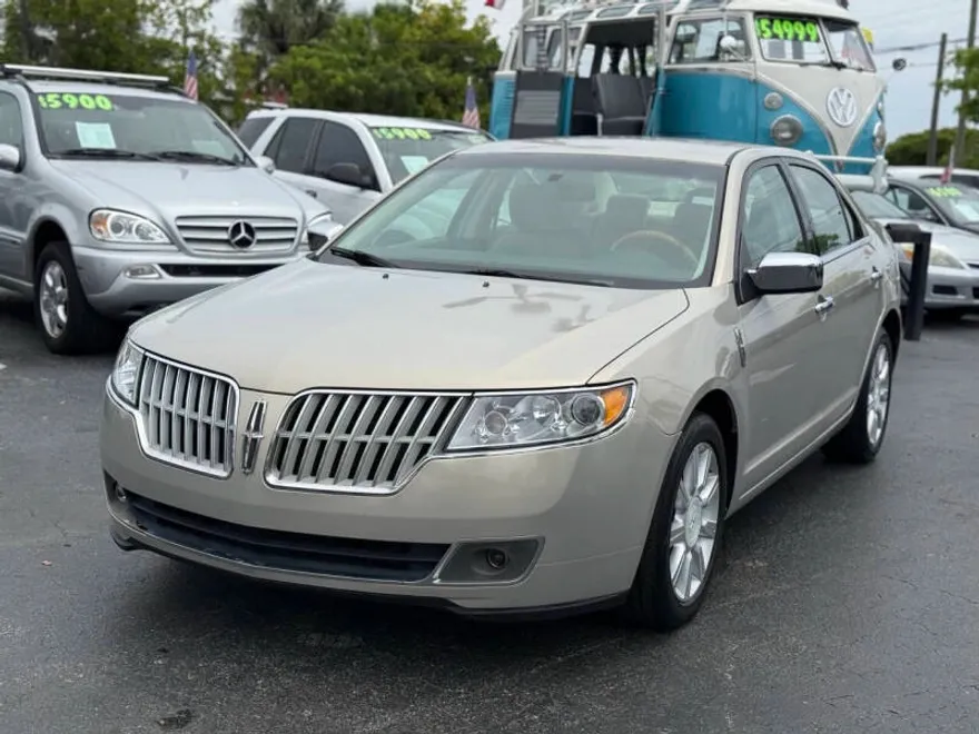 2010 Lincoln MKZ photo 1
