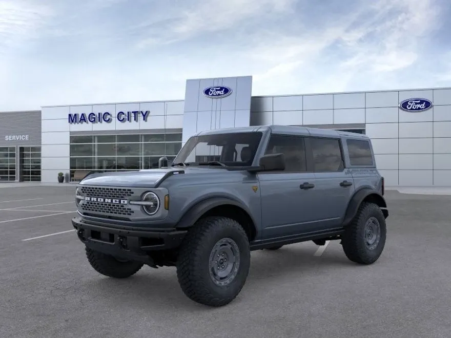 2025 Ford Bronco Badlands photo 1