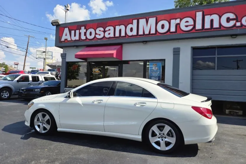 2018 Mercedes Benz CLA 250 4MATIC photo 1