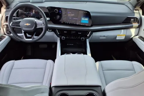2025 Chevrolet Tahoe Premier photo 3