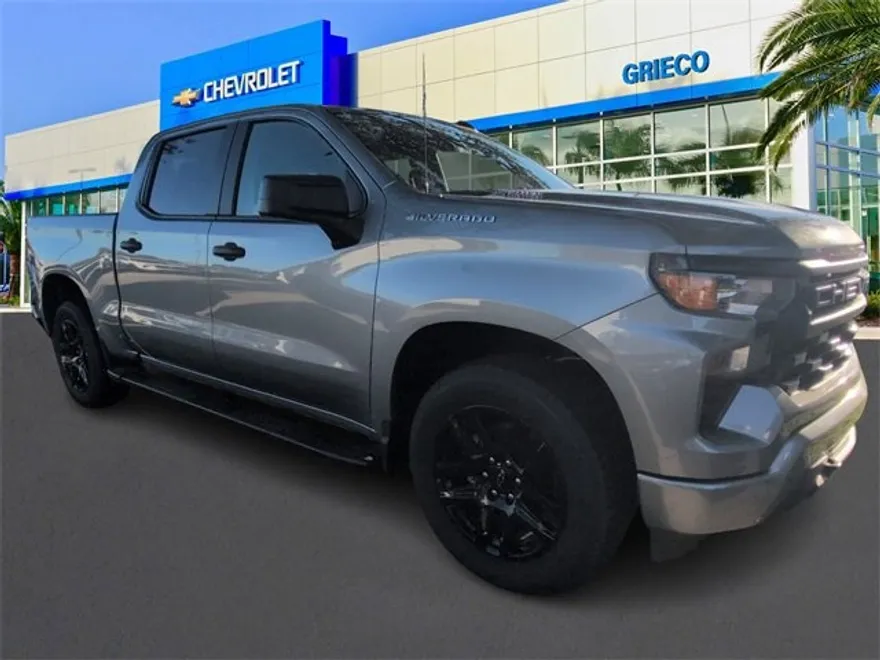 2026 Chevrolet Silverado 1500 Custom photo 1