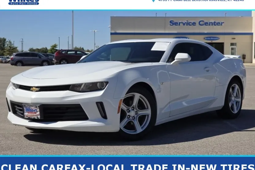 2017 Chevrolet Camaro 1LT Coupe photo 1
