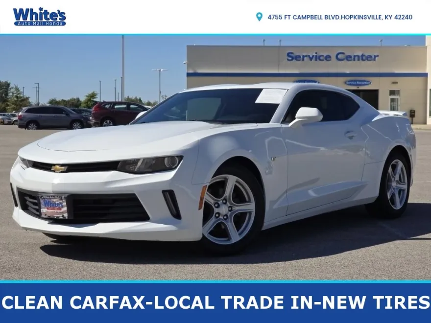 2017 Chevrolet Camaro 1LT Coupe photo 1