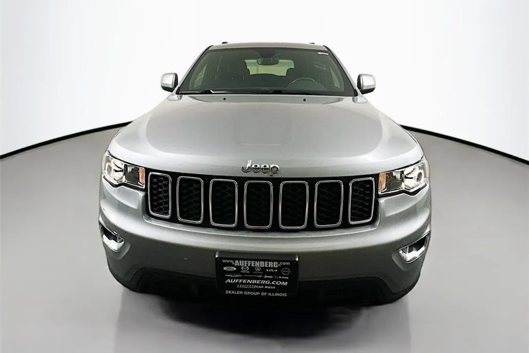 2020 Jeep Grand Cherokee Laredo E photo 1