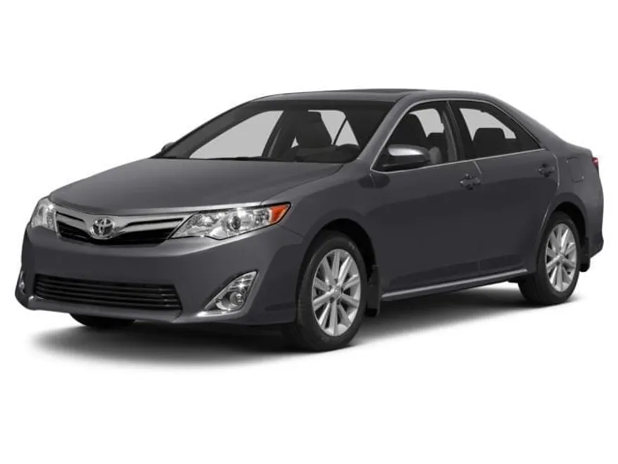 2014 Toyota Camry L photo 1