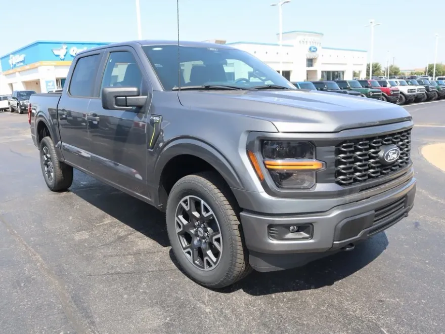 2025 Ford F-150 STX photo 1
