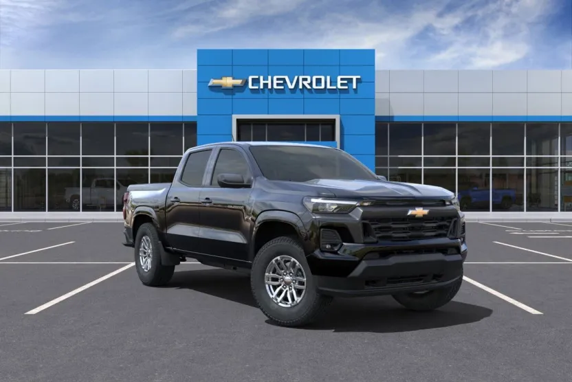 2025 Chevrolet Colorado Work Truck LT photo 1