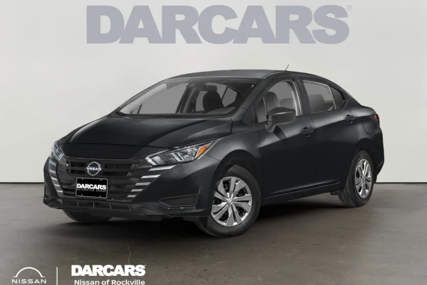 2025 Nissan Versa 1.6 S photo 1