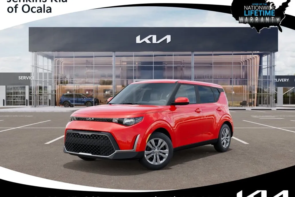 2025 Kia Soul LX photo 1