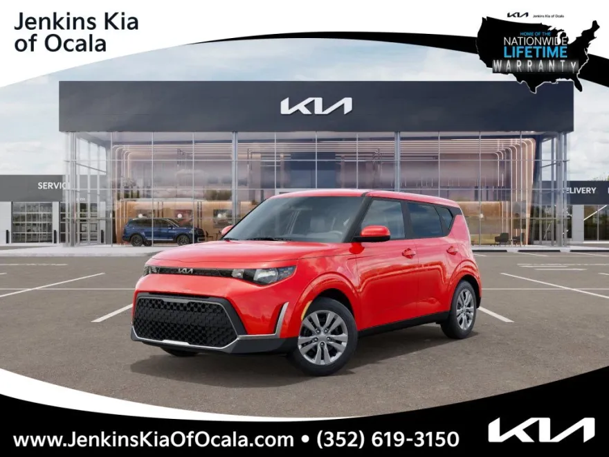 2025 Kia Soul LX photo 1