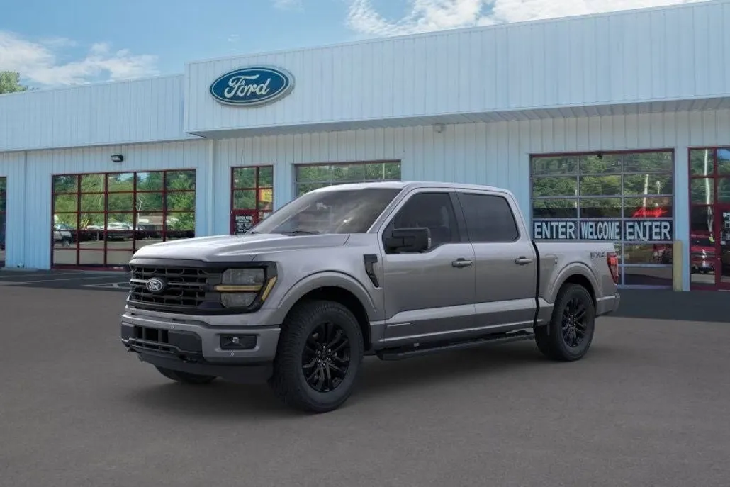 2025 Ford F-150 XLT photo 1