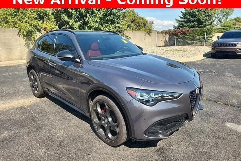 2024 Alfa Romeo Stelvio Tributo Italiano photo 1