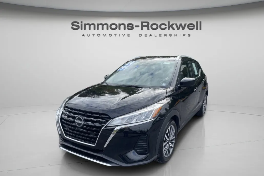 2024 Nissan Kicks SV photo 1