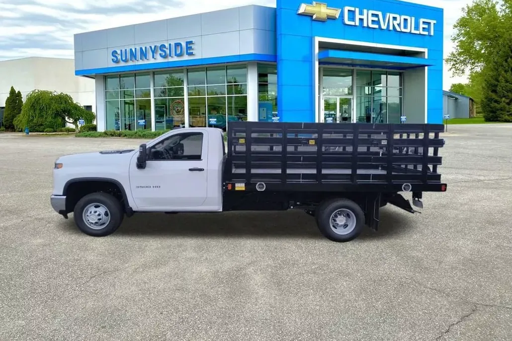 2025 Chevrolet Silverado 3500HD Work Truck photo 1