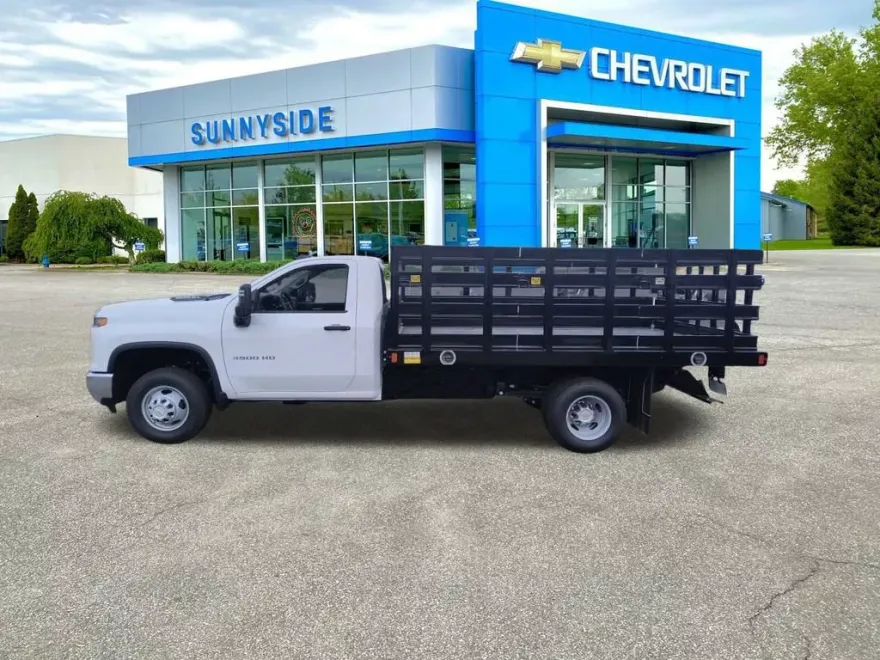 2025 Chevrolet Silverado 3500HD Work Truck photo 1